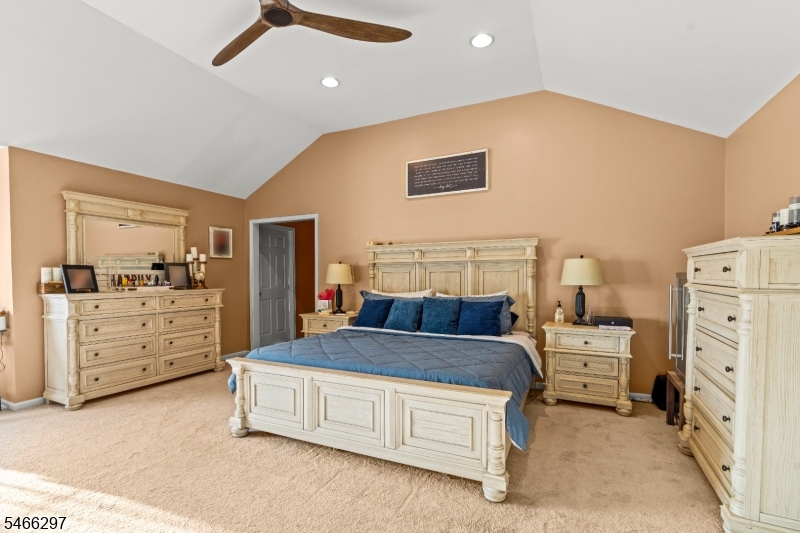 10 Altori Ct Property Photo 15