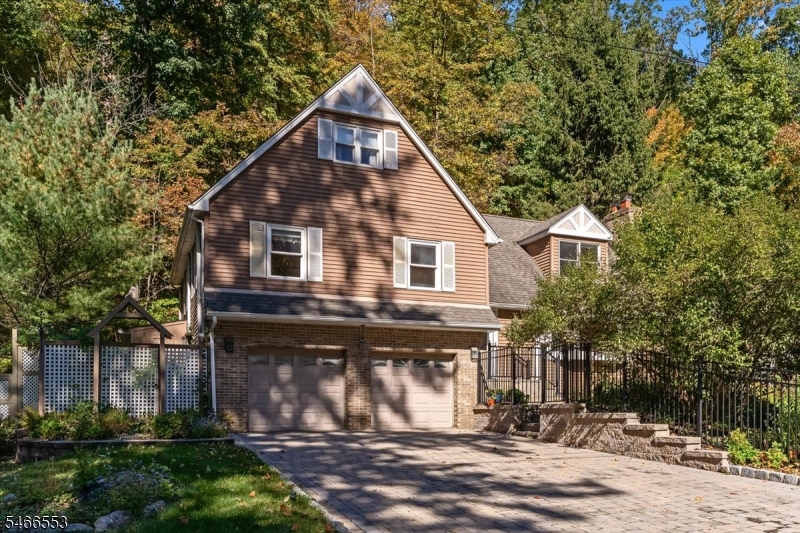 51 Whippoorwill Ln Property Photo 1