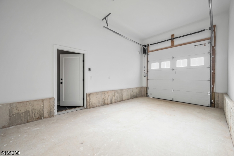 29 Bogert St Property Photo 31