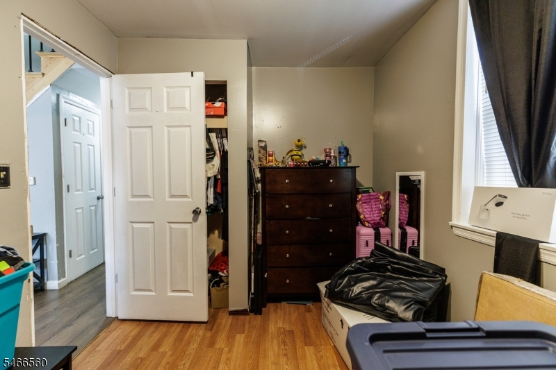 627 Van Buren Ave Property Photo 14