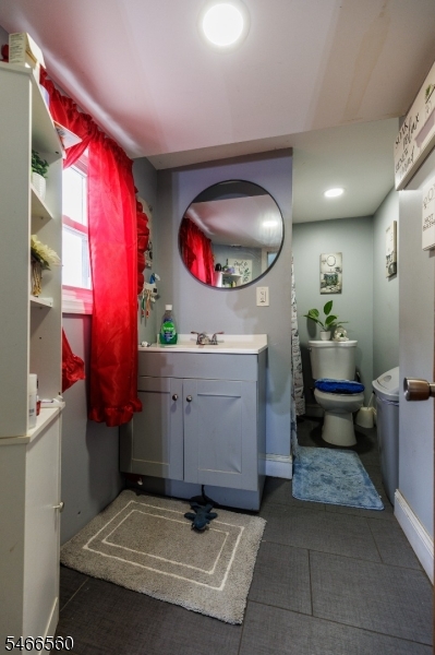 627 Van Buren Ave Property Photo 33
