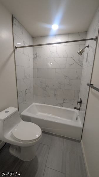 612 Deepdale Ct 7 Property Photo 15