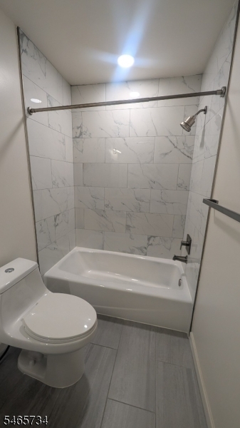 612 Deepdale Ct 7 Property Photo 16