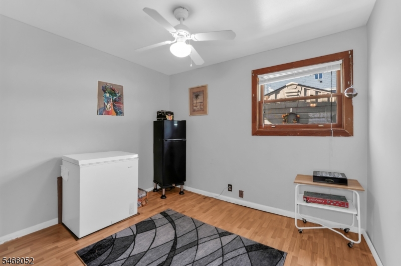 212 Gordon Ave Property Photo 17