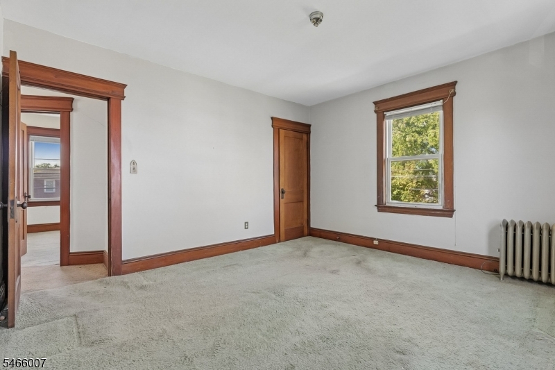 412 N Park Ave Property Photo 20