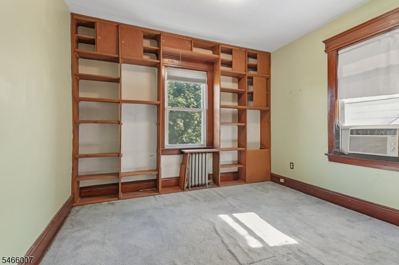 412 N Park Ave Property Photo 26