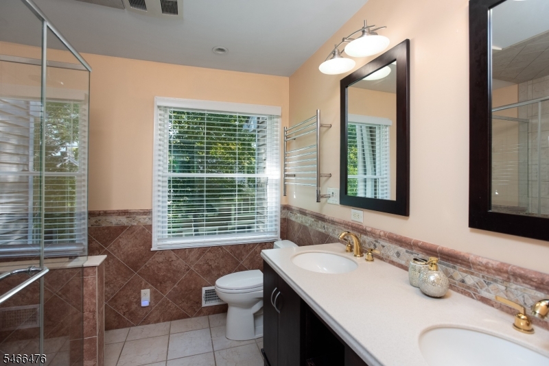 5 Eton Ct Property Photo 18