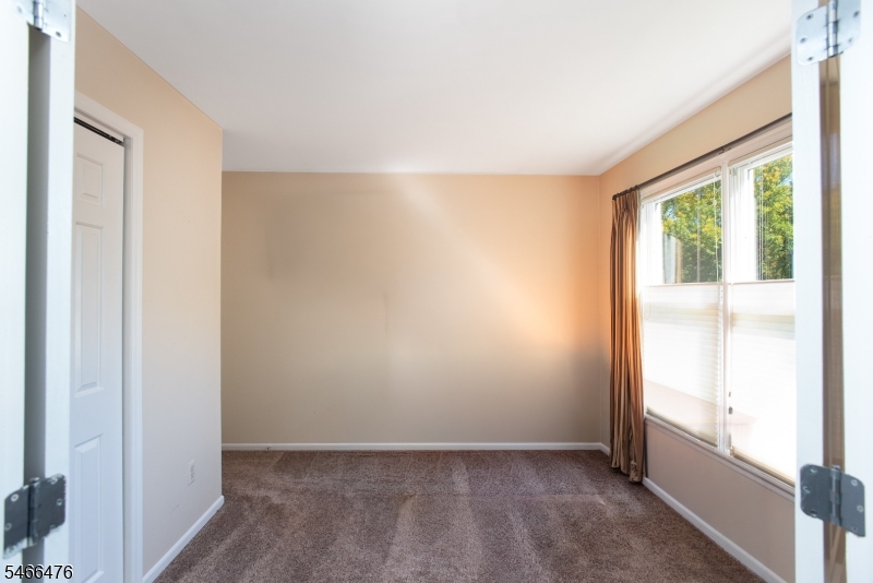 5 Eton Ct Property Photo 21