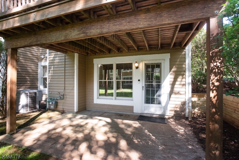 5 Eton Ct Property Photo 25