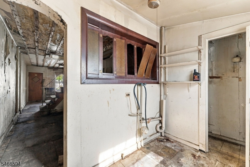 733 Adeline St Property Photo 8