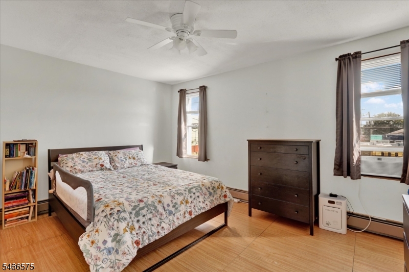 457 Maple Ave Property Photo 11
