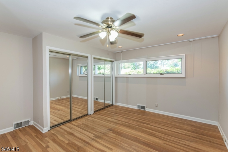 10 Fernwood Dr Property Photo 13