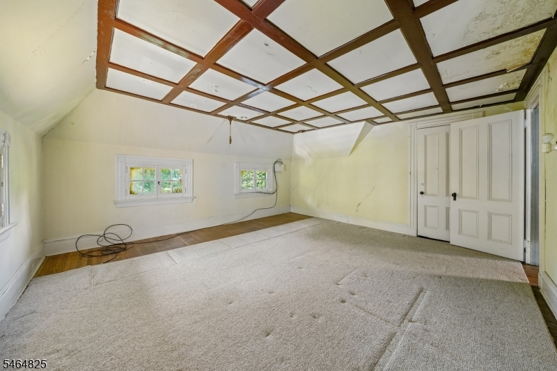 279 Scotland Rd Property Photo 21