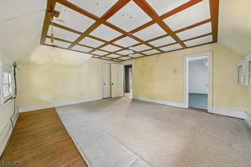 279 Scotland Rd Property Photo 22