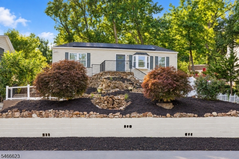 20 Greenwood Ave Property Photo 1