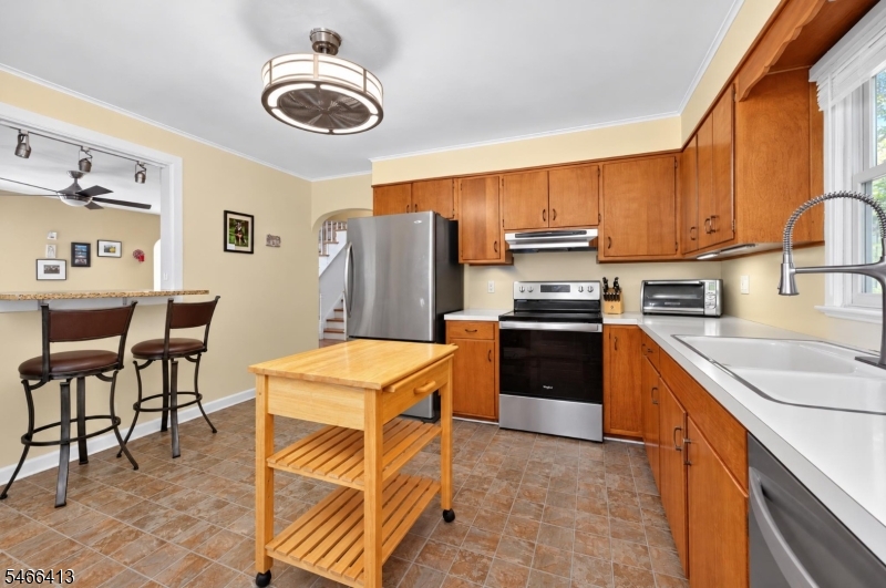 47 Highland Ave Property Photo 5