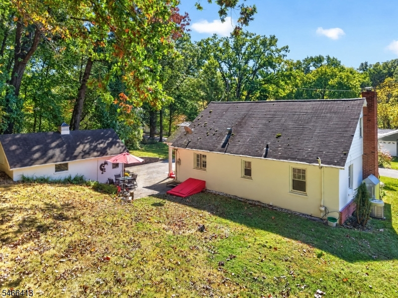 47 Highland Ave Property Photo 23