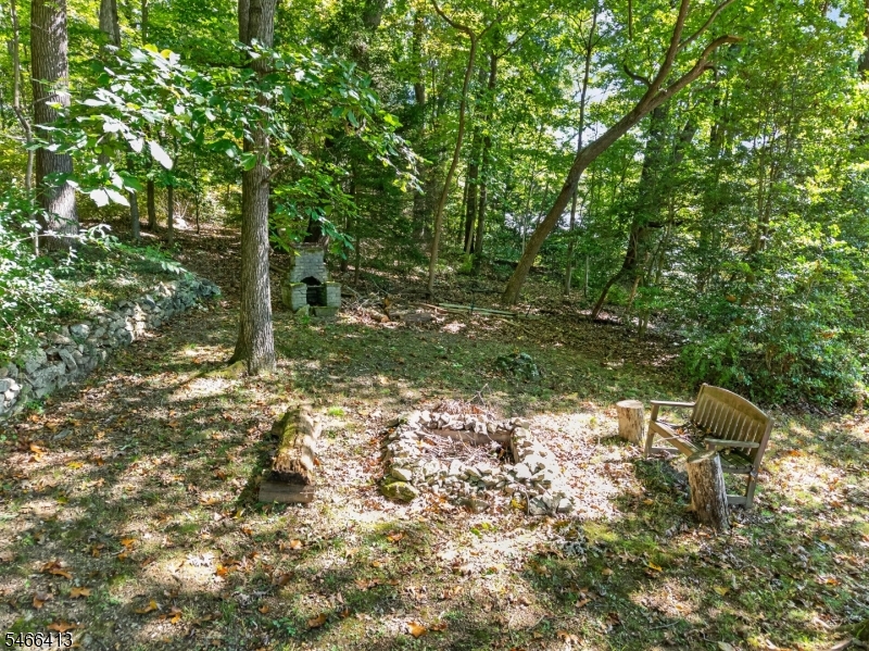 47 Highland Ave Property Photo 32