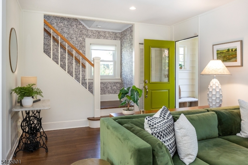 15 Euclid Pl Property Photo 4