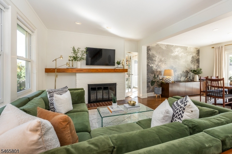 15 Euclid Pl Property Photo 7