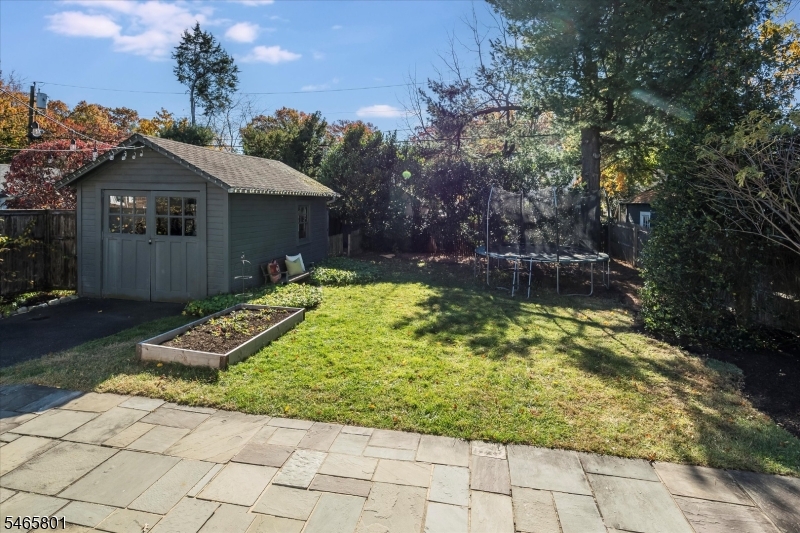 15 Euclid Pl Property Photo 34