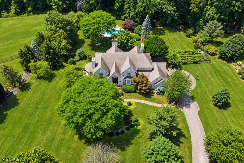 66 Baltusrol Way Property Photo 1