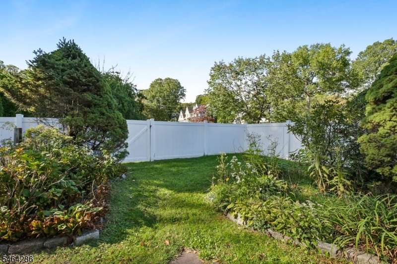 351 Old Tote Rd Property Photo 45