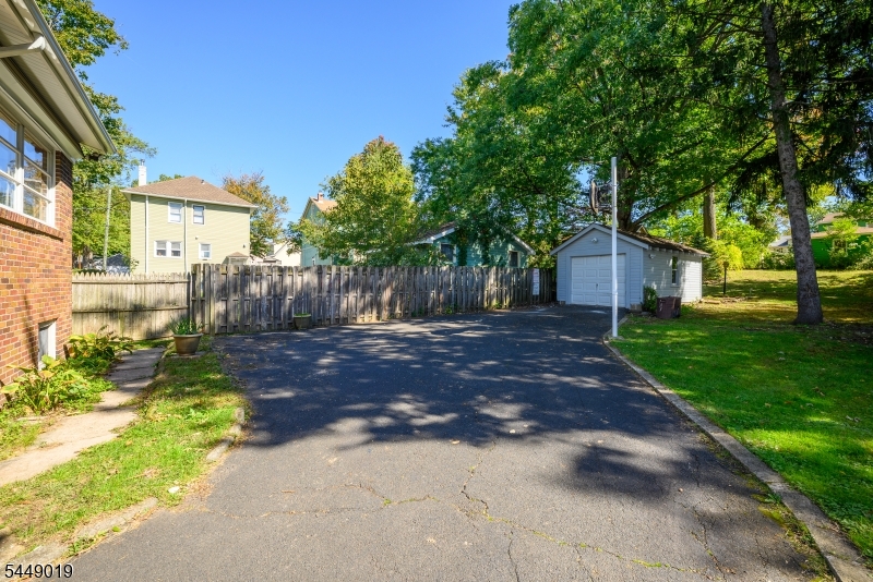 52 Orchard Rd Property Photo 35