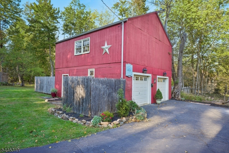 112 Flocktown Rd Property Photo 41