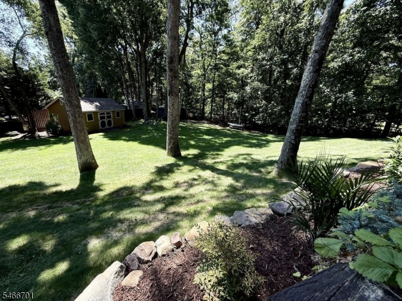 14 Woodland Rd Property Photo 41