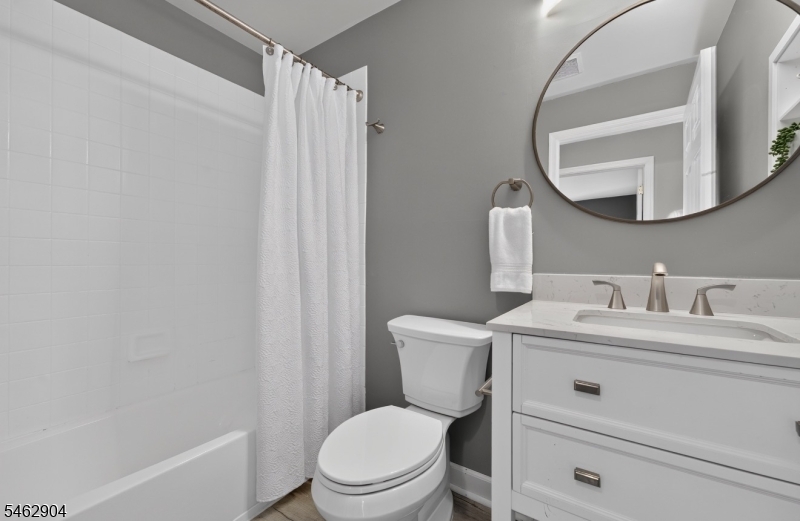 8 Oak Knoll Lane Property Photo 11