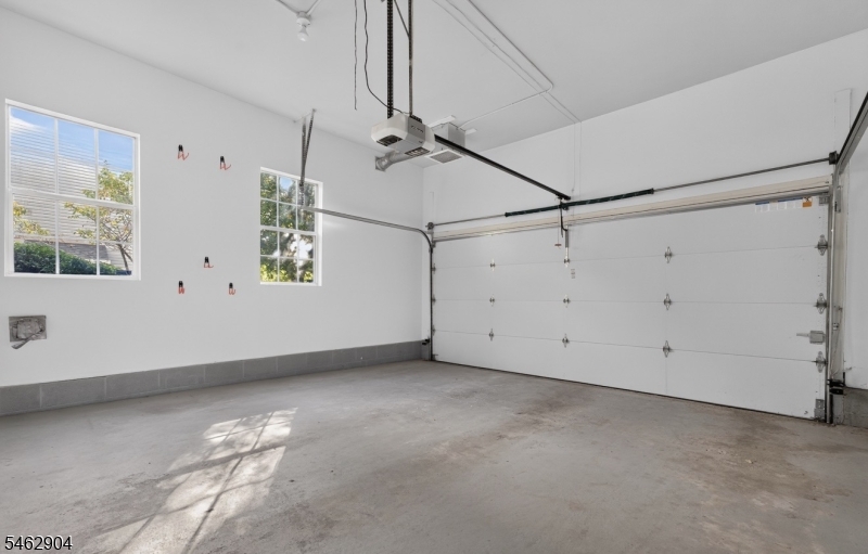 8 Oak Knoll Lane Property Photo 20