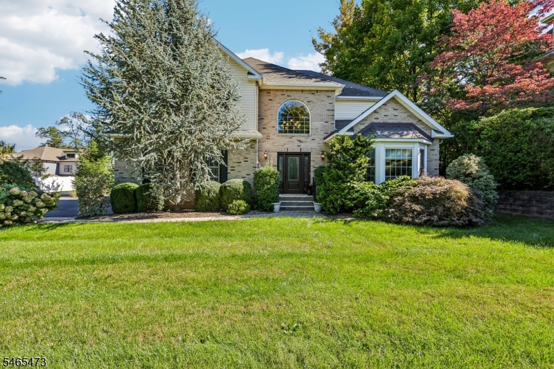 22 Mount Airy Rd Property Photo 1