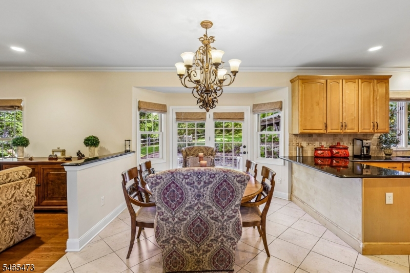 22 Mount Airy Rd Property Photo 10
