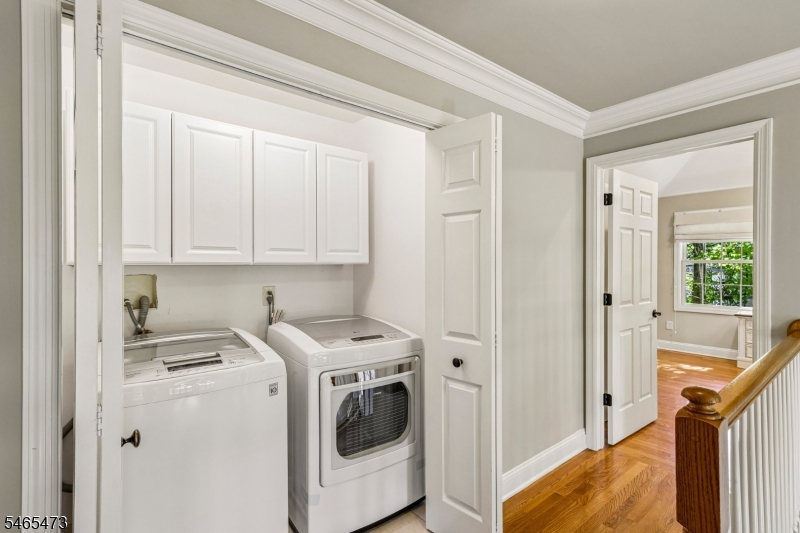 22 Mount Airy Rd Property Photo 18