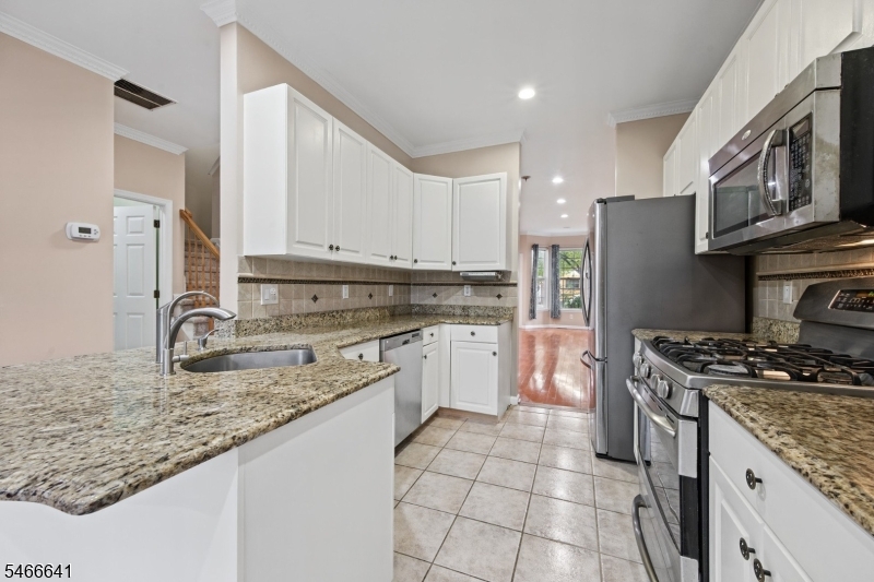 38 Gordon Cir Property Photo 10