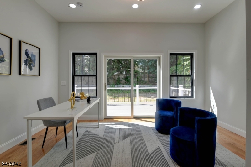 49 Longview Ave Property Photo 19