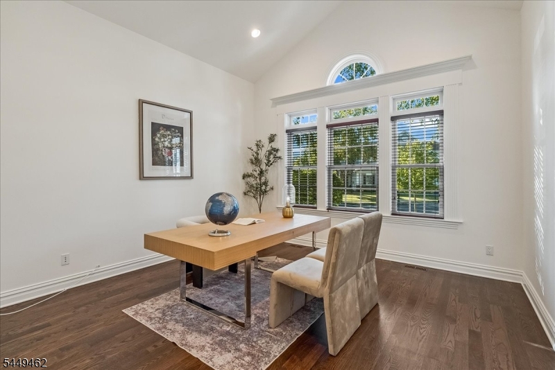 32 Tillou Road West Property Photo 19