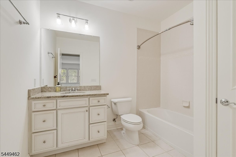 32 Tillou Road West Property Photo 35