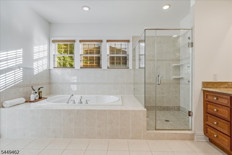 32 Tillou Road West Property Photo 38