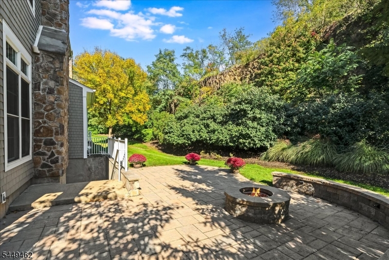 32 Tillou Road West Property Photo 48