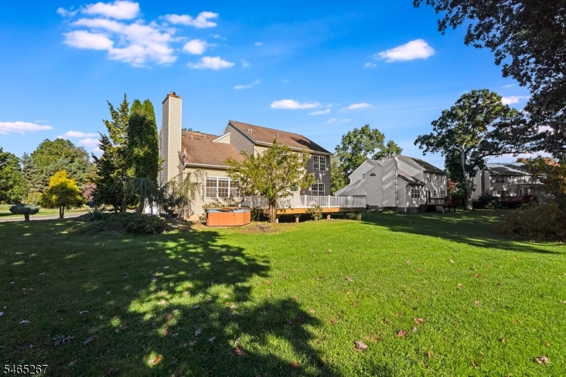 2 Quincy Dr Property Photo 20
