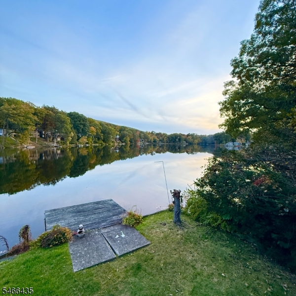 54 Horseshoe Dr Property Photo 1