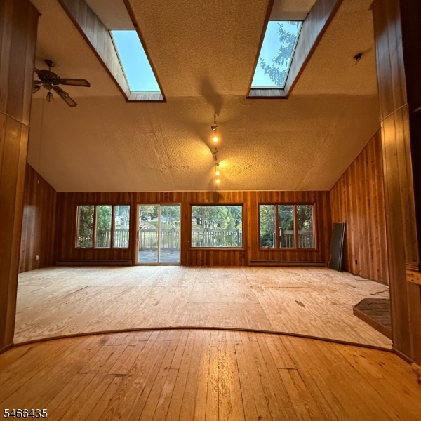 54 Horseshoe Dr Property Photo 4