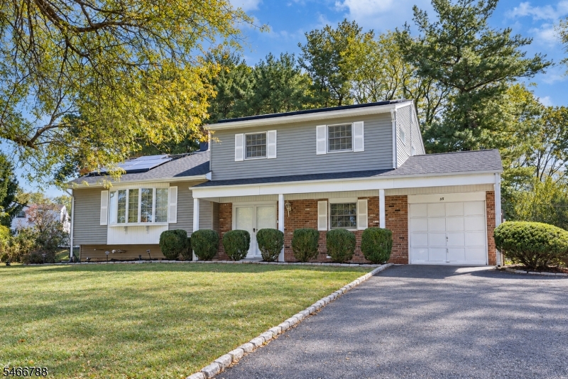 35 Patton Dr Property Photo 1