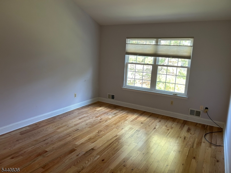 42 Myrtle Ct Property Photo 9