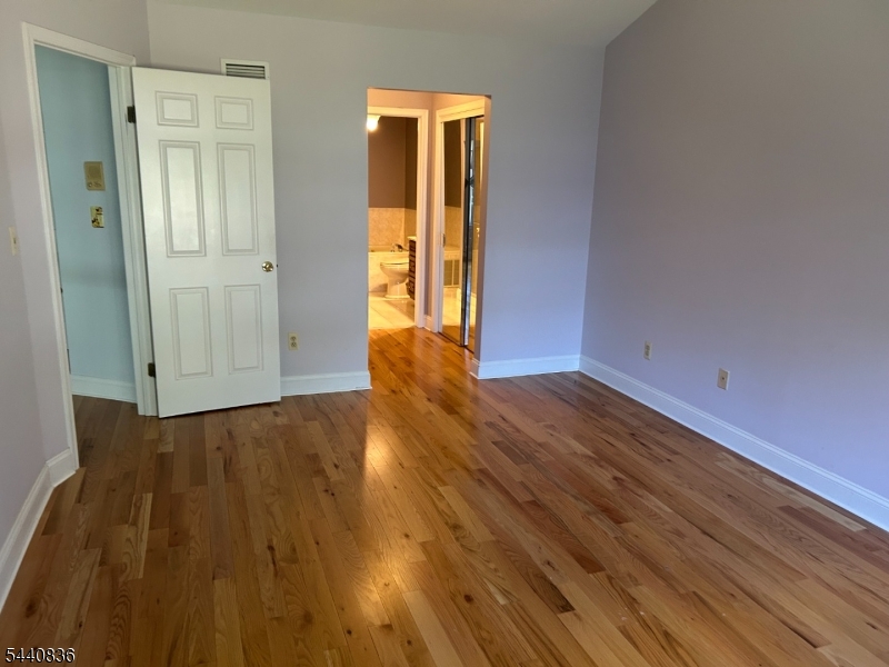 42 Myrtle Ct Property Photo 10