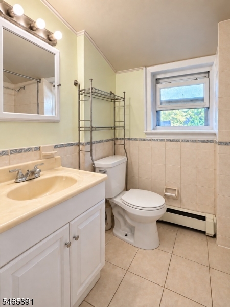 188 Floyd St Property Photo 8