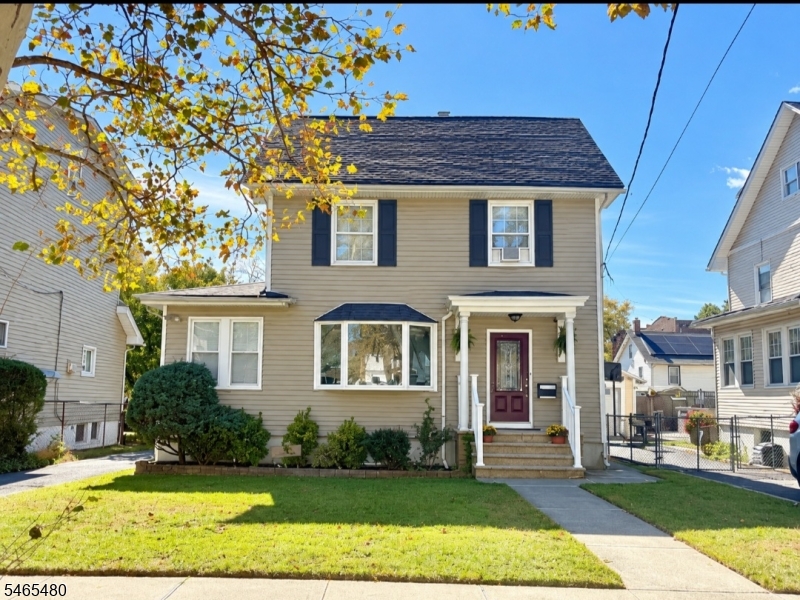 58 Evergreen Ave Property Photo 1