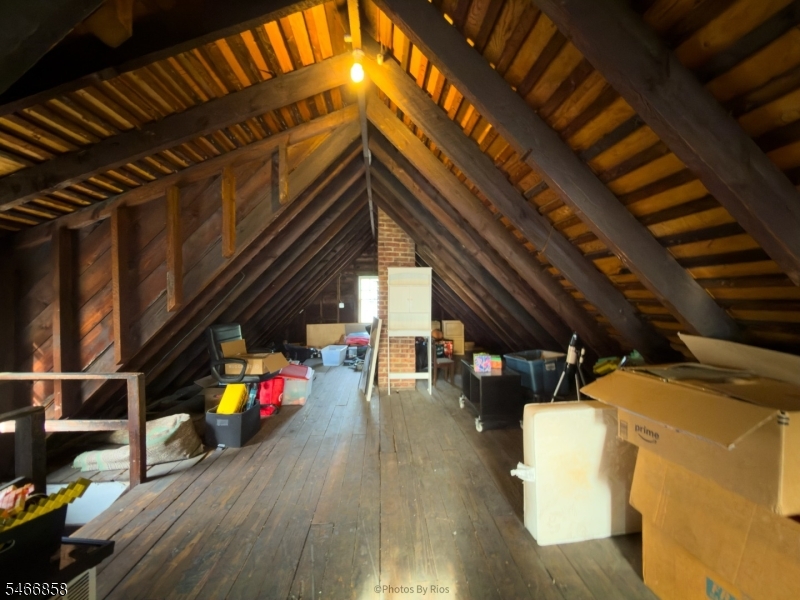 107 Sheridan Ave Property Photo 13